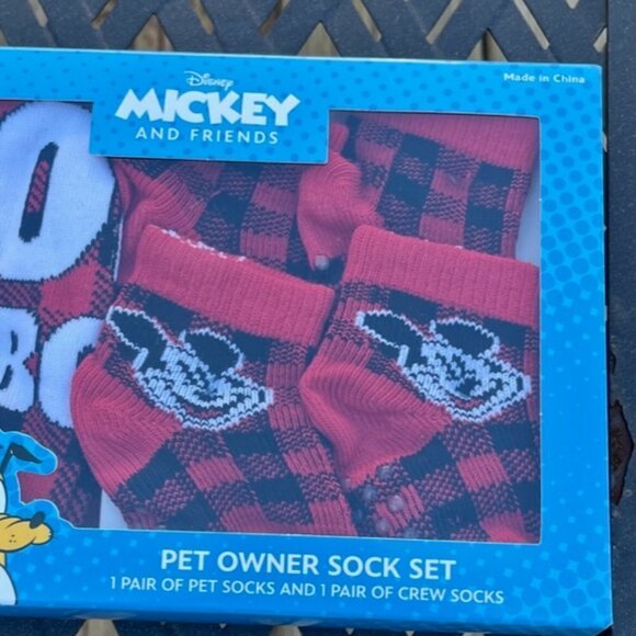 Disney NEW Mickey Pet Owner Sock Gift Set Box Matching Socks - Picture 7 of 7